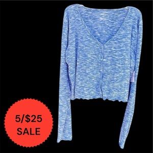 5/$25 Arizona XXL Knit Long Sleeve Cropped Boxy Top NWT Buttons Blue Lettuce Hem